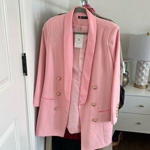 Bella Barnett blazer. Spring blazer